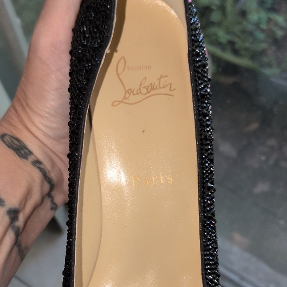 Elegant Black Stiletto Heels - Picture 2 of 13